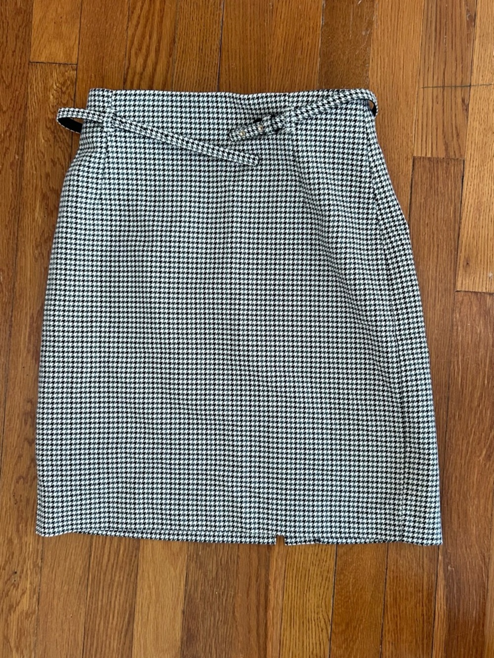 H&M 
Black & White Houndstooth Wrap Pencil Skirt